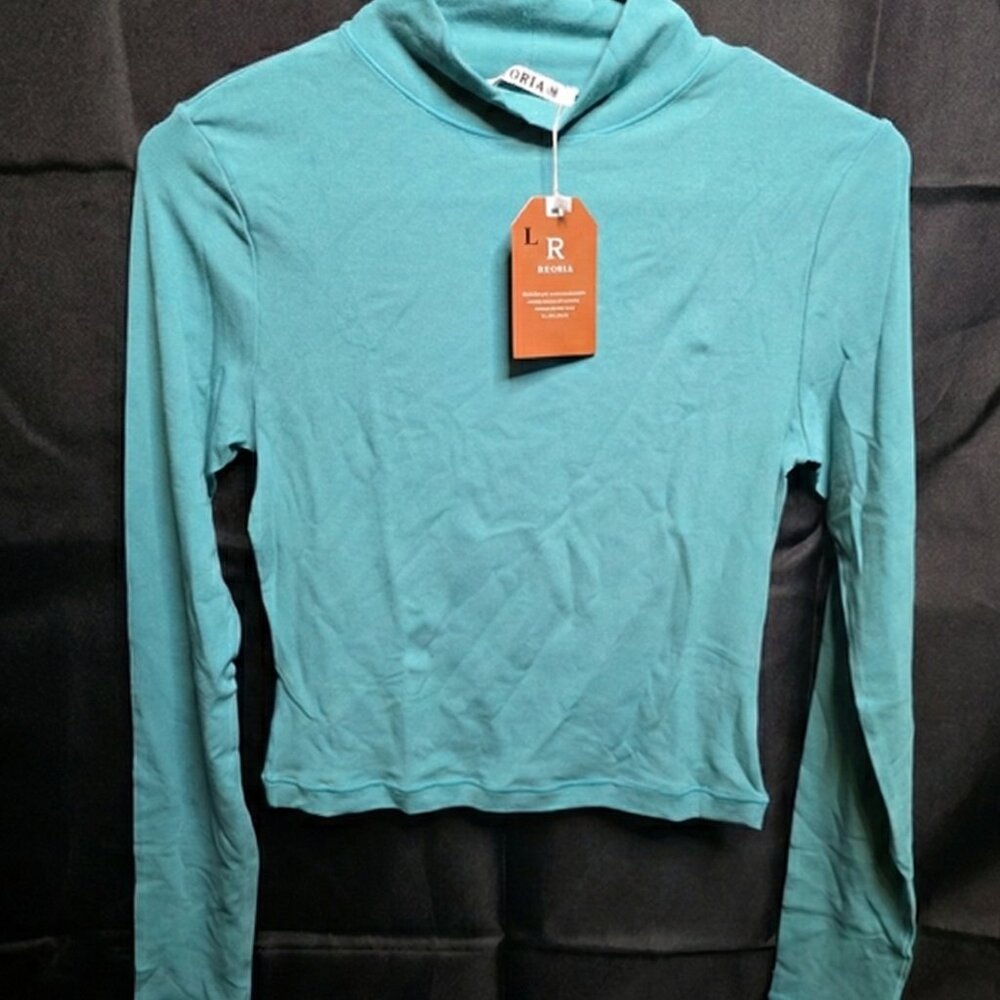 NEW (Bundle of 4) Reoria Long Sleeve Mock Neck Crop Tops (Read for Color Combos) - Picture 3 of 4
